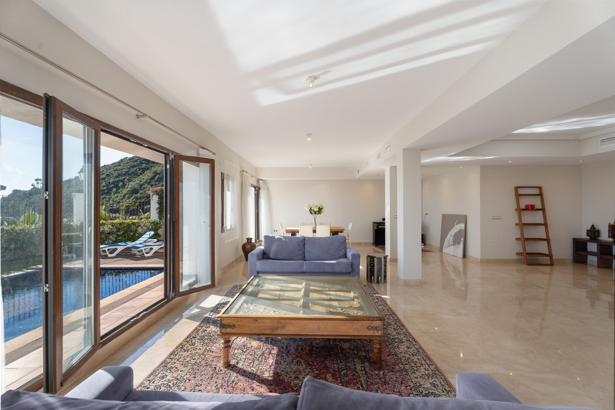 4ec49dcd5e445004433481b216afcb8d - 38