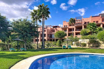 4ffb393df7a33f4f5ab5c512bfb62f2f - 1