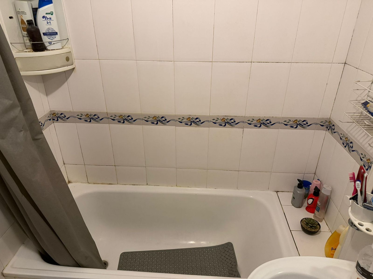 512599e2e89460336ae6d806a6fba962 - 9