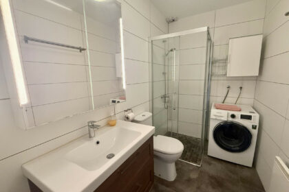 526d184cc0e23252c9bc029e9585d76c - 10