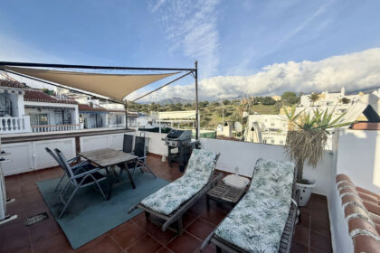 526d184cc0e23252c9bc029e9585d76c - 14