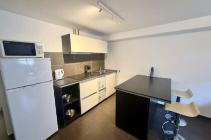 526d184cc0e23252c9bc029e9585d76c - 18