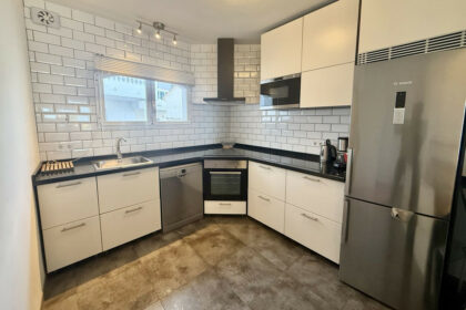 526d184cc0e23252c9bc029e9585d76c - 2