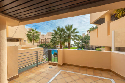 533d947c110d3afe80ab3c25cb802573 - 25