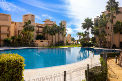 533d947c110d3afe80ab3c25cb802573 - 27