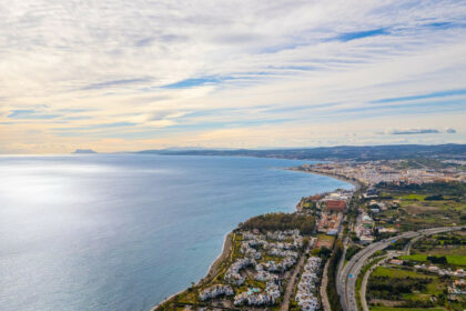 533d947c110d3afe80ab3c25cb802573 - 51