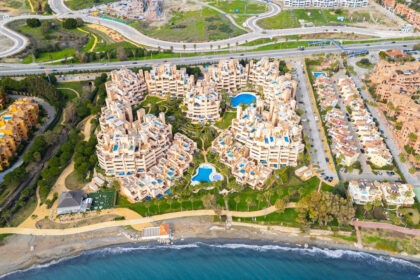 533d947c110d3afe80ab3c25cb802573 - 57