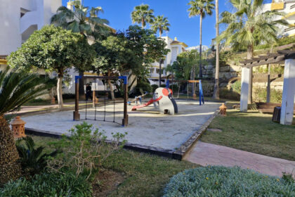 54803da31f4627eeaea029888379dcde - 17