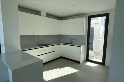 55e3b7499676b63e033dc34236732050 - 13