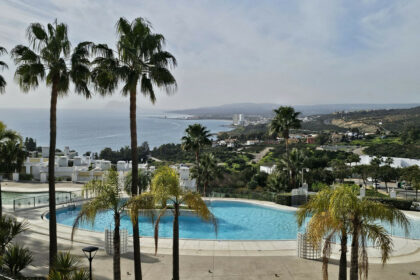 58ca3178fd6dabdd165ea188504a8166 - 1