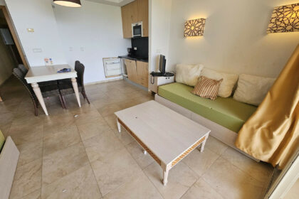 58ca3178fd6dabdd165ea188504a8166 - 14