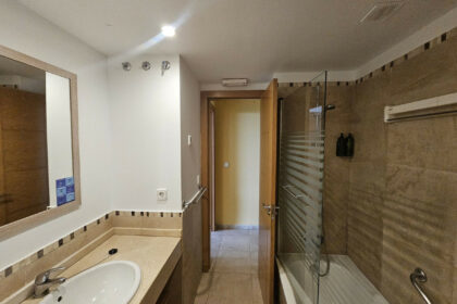 58ca3178fd6dabdd165ea188504a8166 - 17