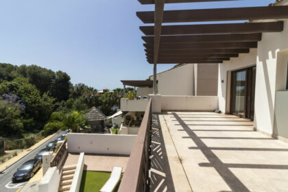 5c84cda16db9e44d58e9f0b452f1bbe0 - 8