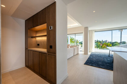 5d2e3bb24f50d0a2b3904bd70ad8c77a - 11