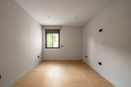 5d2e3bb24f50d0a2b3904bd70ad8c77a - 16