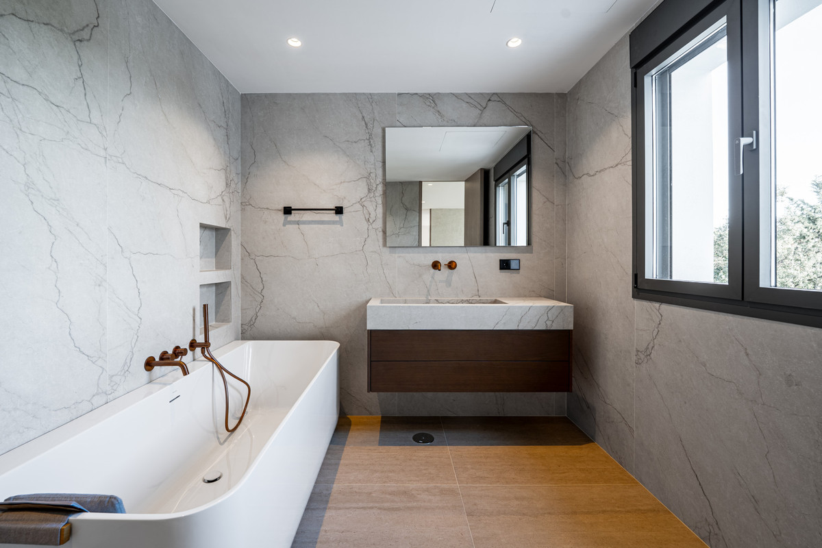 5d2e3bb24f50d0a2b3904bd70ad8c77a - 25