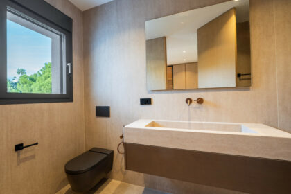 5d2e3bb24f50d0a2b3904bd70ad8c77a - 26