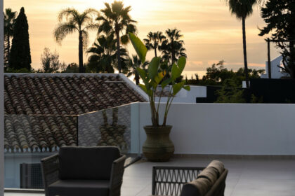 5d2e3bb24f50d0a2b3904bd70ad8c77a - 35