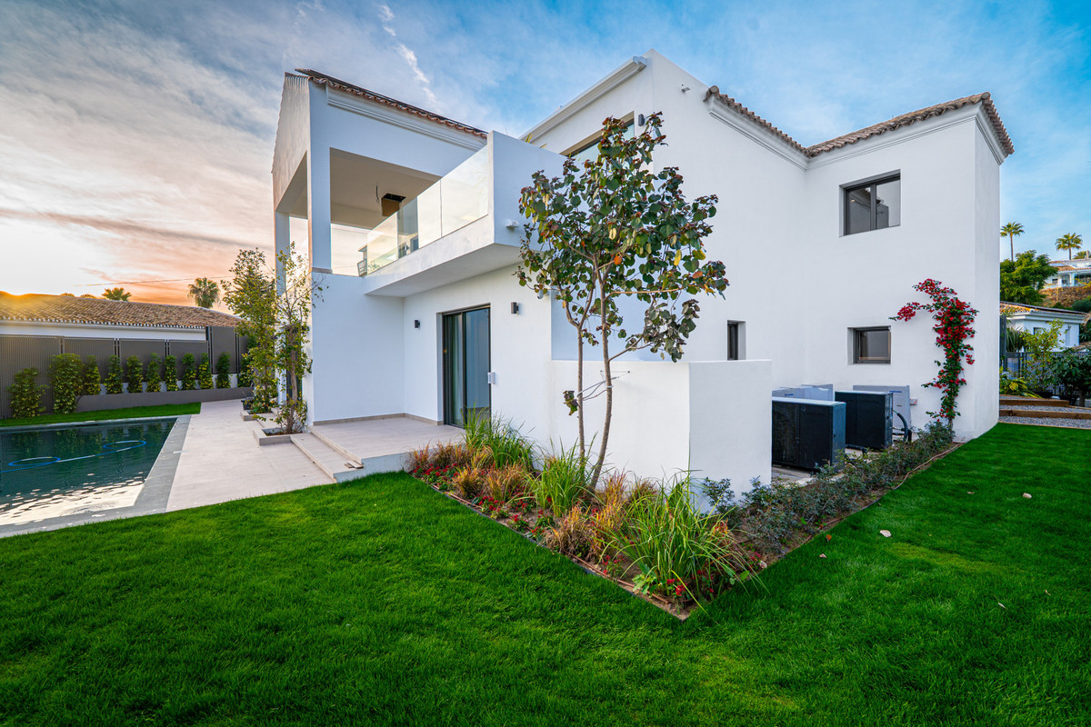 5d2e3bb24f50d0a2b3904bd70ad8c77a - 38