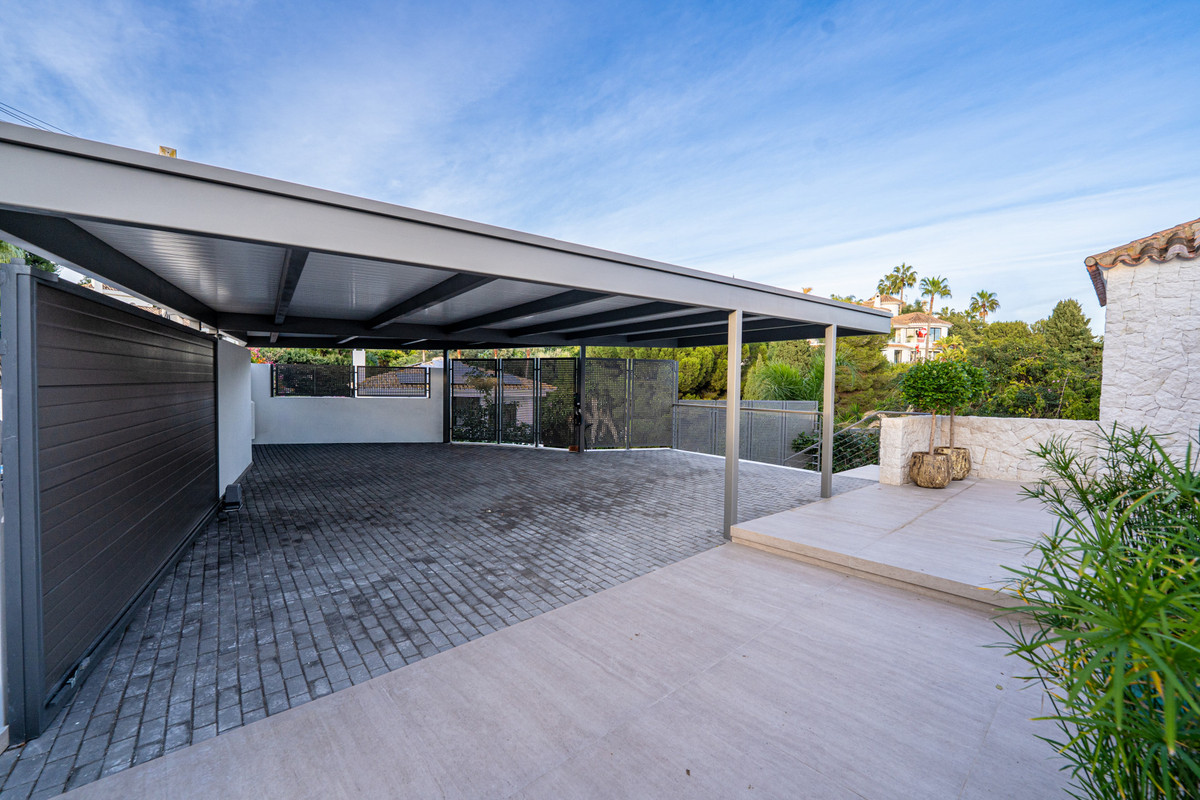 5d2e3bb24f50d0a2b3904bd70ad8c77a - 44