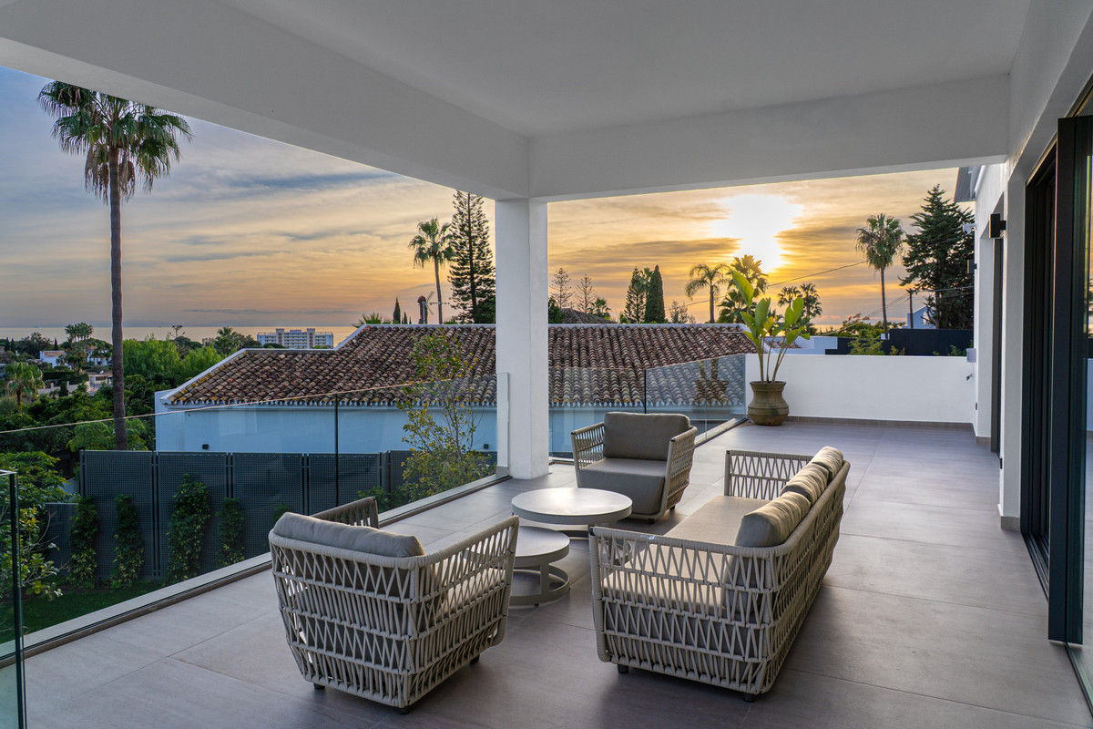 5d2e3bb24f50d0a2b3904bd70ad8c77a - 6