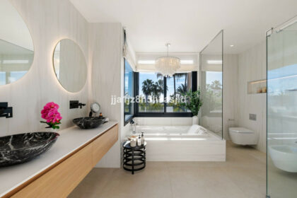 5d7d8f2680415970feeeb92f140636b0 - 37