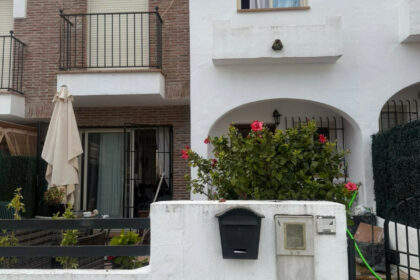 5df3818cd45d5930cdb5adb45bc9877a - 12