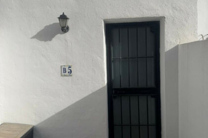 5df3818cd45d5930cdb5adb45bc9877a - 9