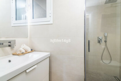 5e7224d4e45286475f79214ab8324404 - 13