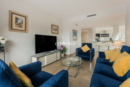 5f097f64d527d83497a8c53166b3bc66 - 12