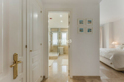 5f097f64d527d83497a8c53166b3bc66 - 19