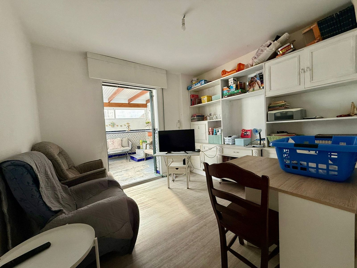 6116fe2adbc7bdb45e229f5f648532b9 - 2