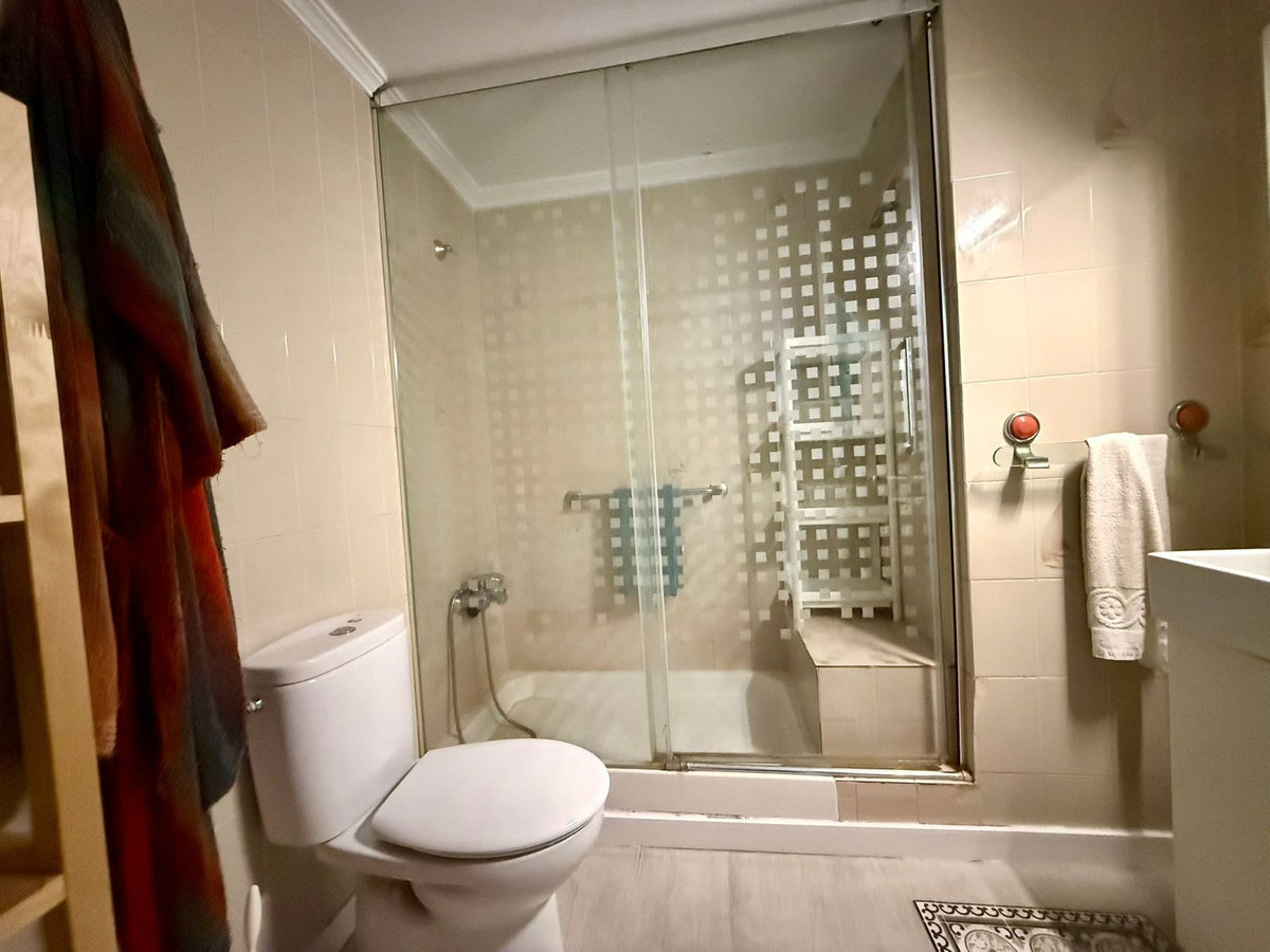 6116fe2adbc7bdb45e229f5f648532b9 - 3