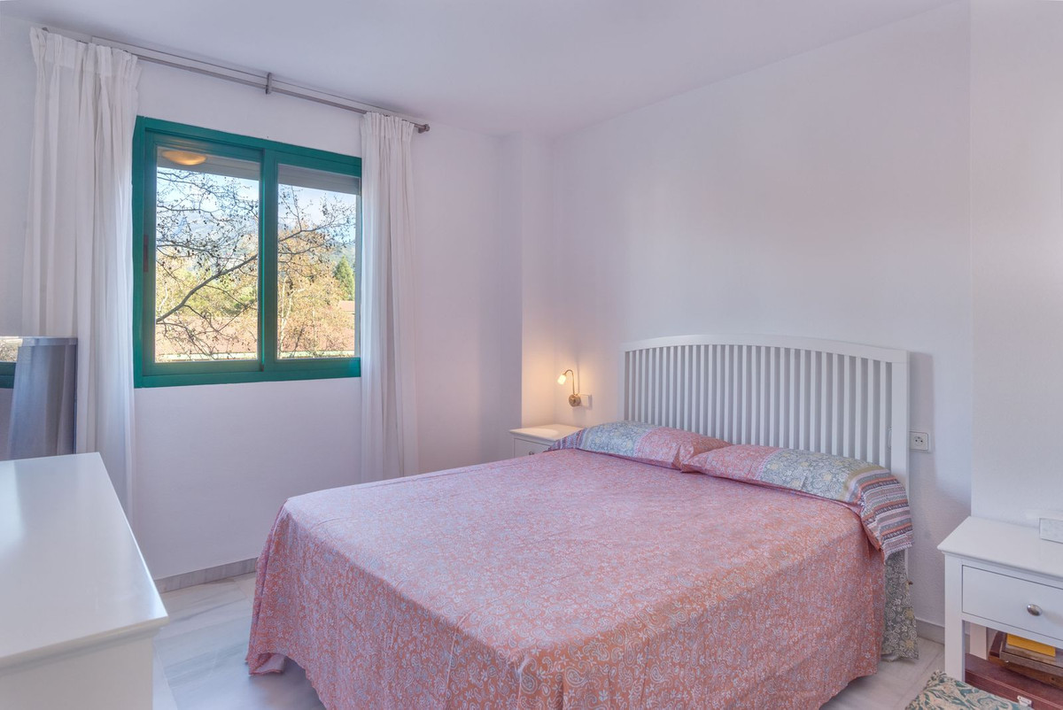 61c6f8d3b396eea462e19c5d972735a2 - 11