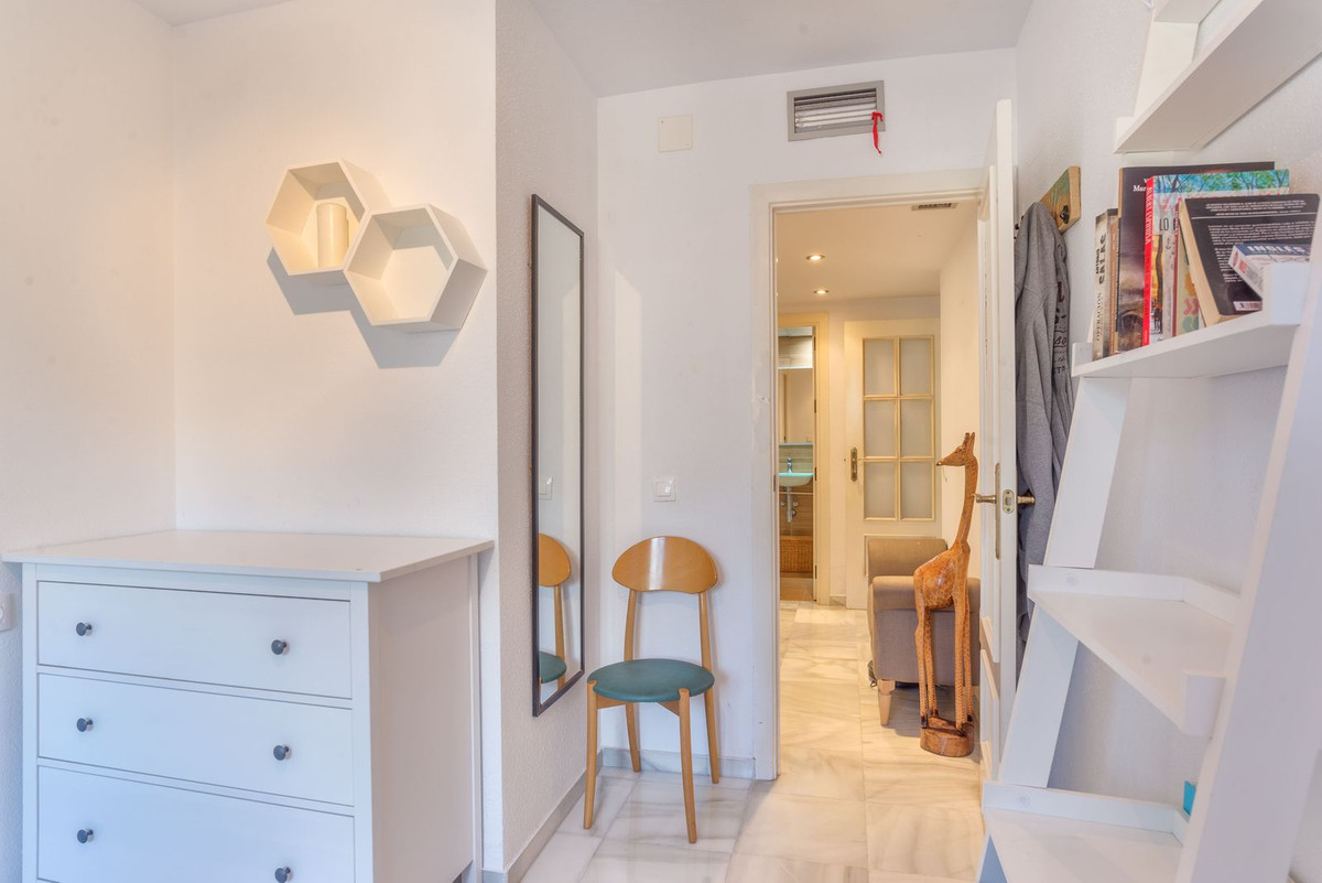 61c6f8d3b396eea462e19c5d972735a2 - 13