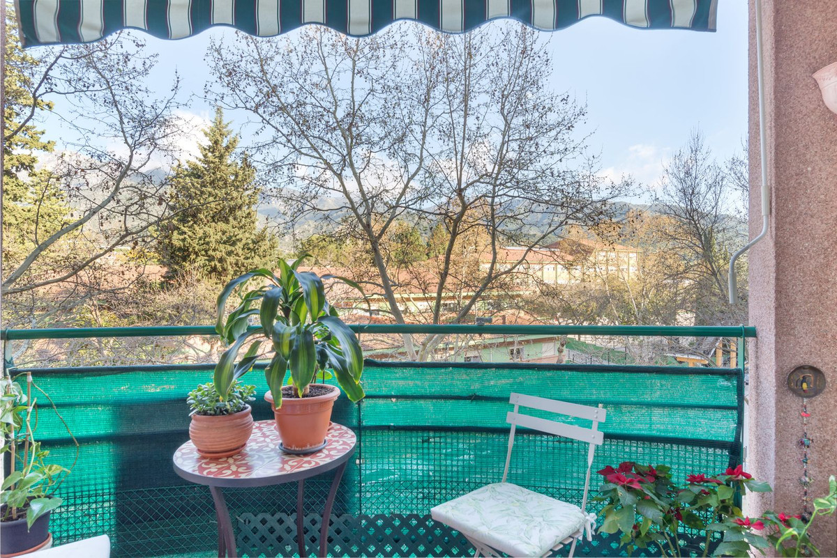 61c6f8d3b396eea462e19c5d972735a2 - 21