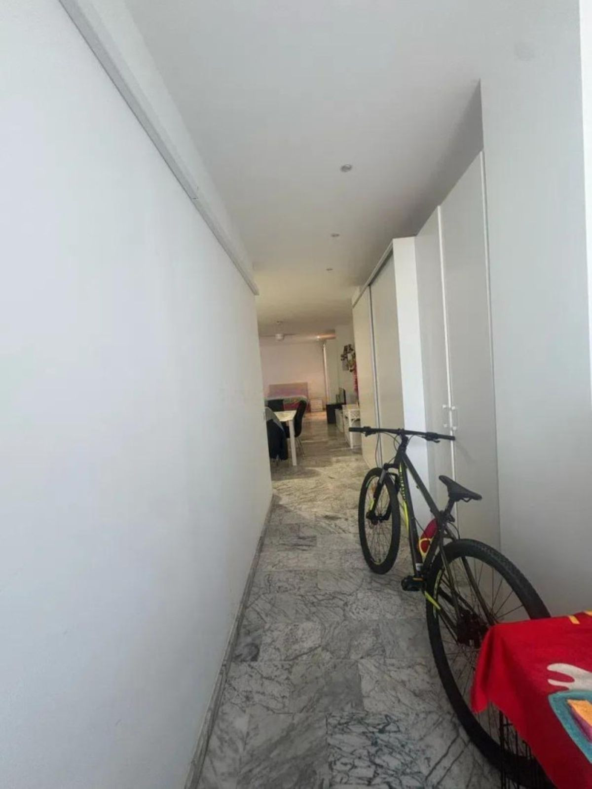 61ed1bef11639d0c9e126efeb5b5c10a - 21