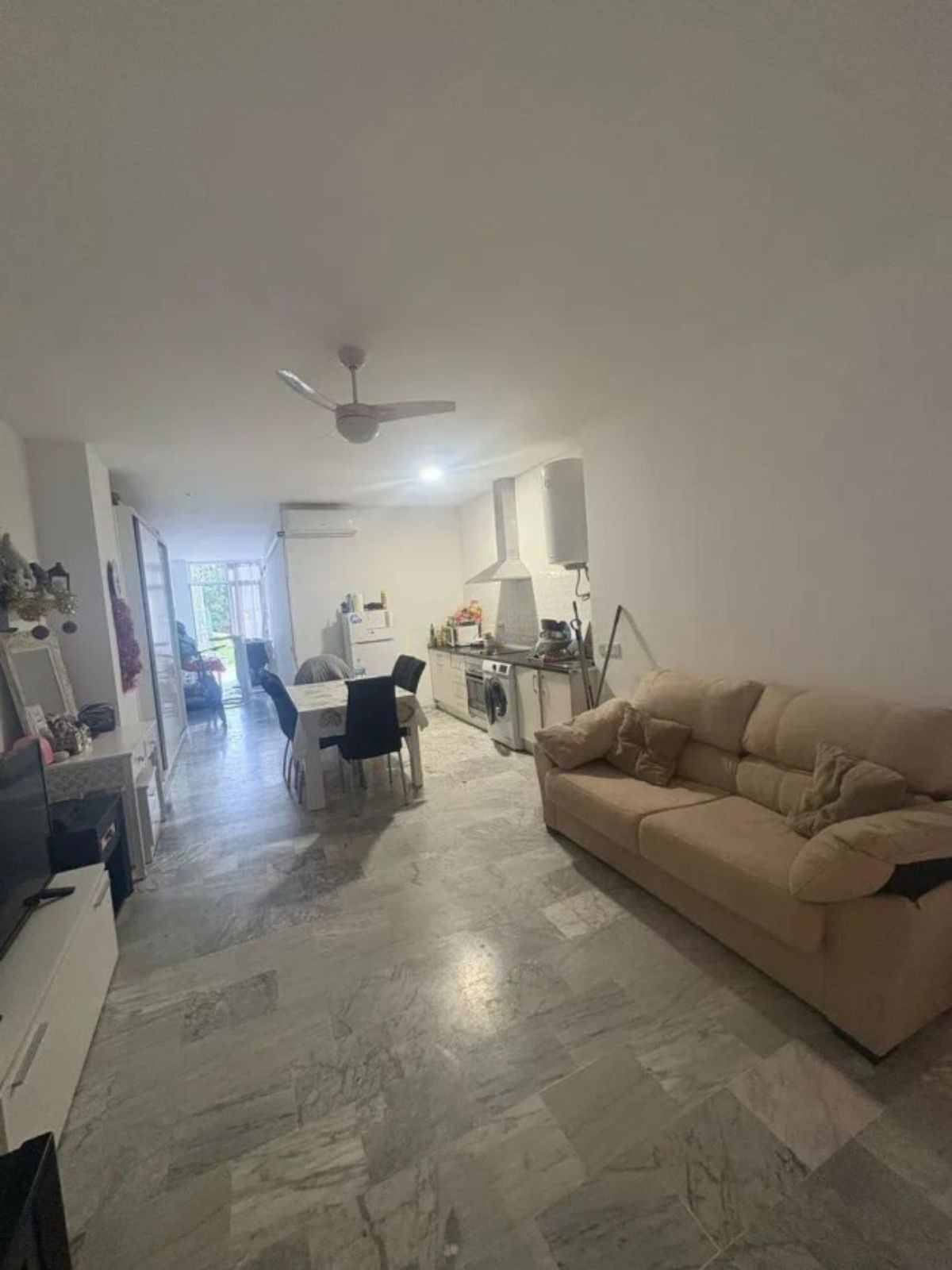 61ed1bef11639d0c9e126efeb5b5c10a - 8