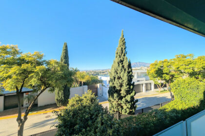 633cb8b69e4ed49a359bf22671040282 - 14