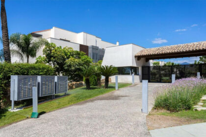 633cb8b69e4ed49a359bf22671040282 - 20