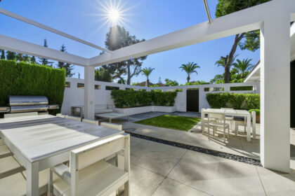 64b618af05e2ac3447d38ba74f44b7b9 - 17