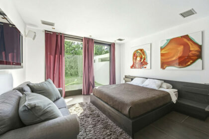 64b618af05e2ac3447d38ba74f44b7b9 - 26