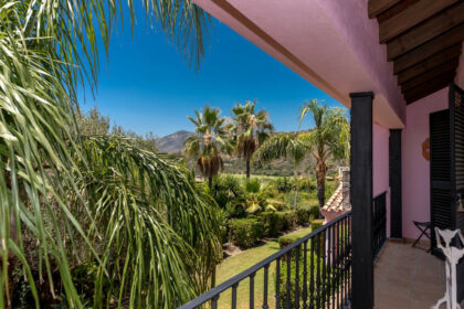 65b63565be1cac8cffaa035f32a5eb77 - 21