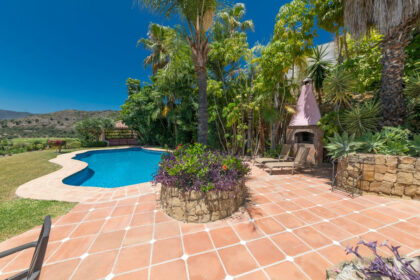 65b63565be1cac8cffaa035f32a5eb77 - 25