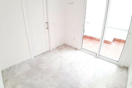 66084d09730e89f3b95bb0d7d90880f0 - 15