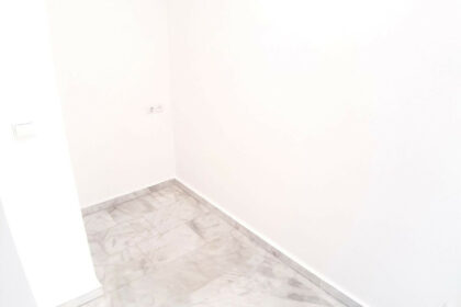 66084d09730e89f3b95bb0d7d90880f0 - 22