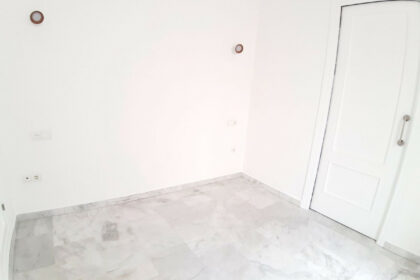 66084d09730e89f3b95bb0d7d90880f0 - 24