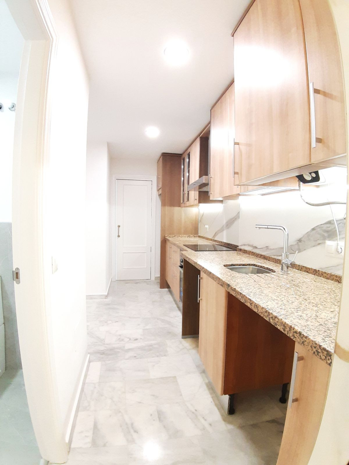 66084d09730e89f3b95bb0d7d90880f0 - 6