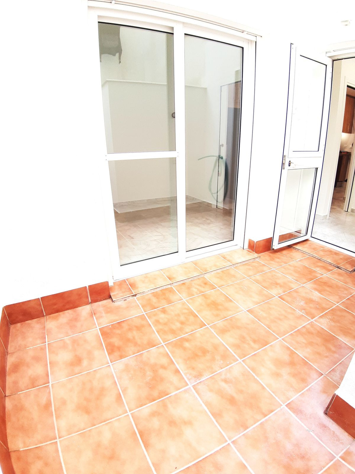 66084d09730e89f3b95bb0d7d90880f0 - 9