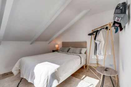 679908767f0f2876989302ad5abaf359 - 16